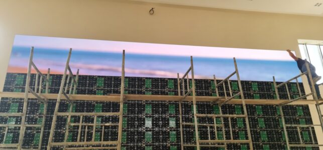 monitor wall_installtion_2